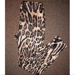 Leather Leopard print leggings